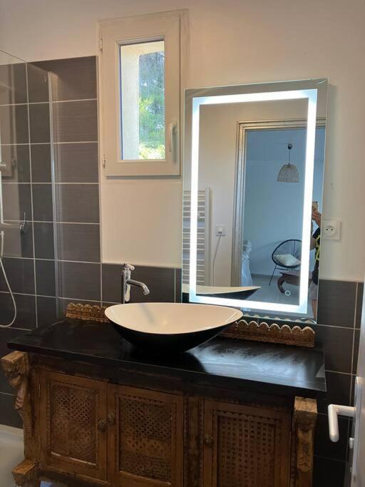 Appartement T4 Terrasse Et Vue Istres Luaran gambar