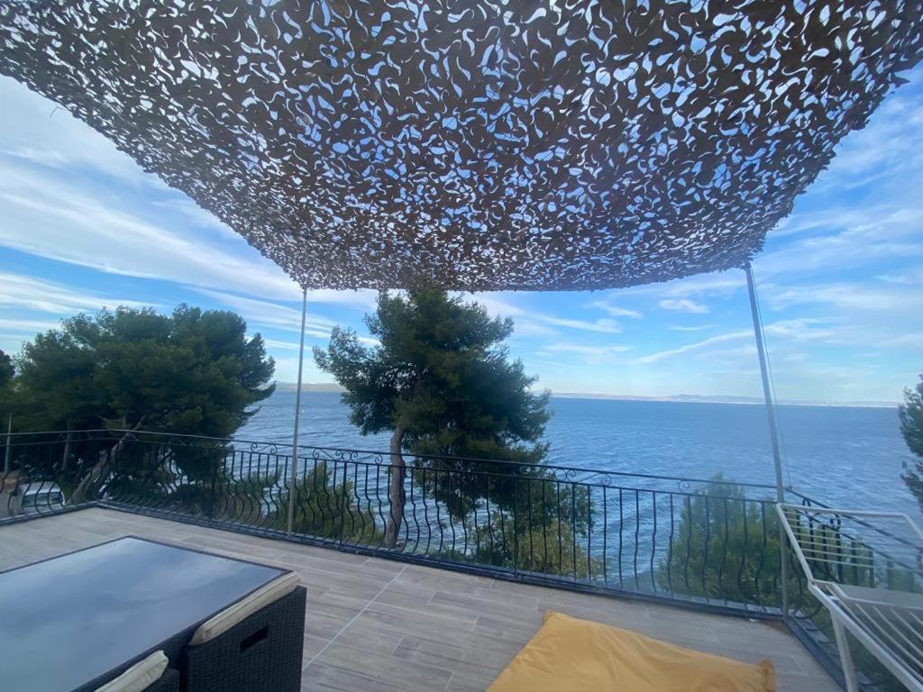 Appartement T4 Terrasse Et Vue Istres Luaran gambar