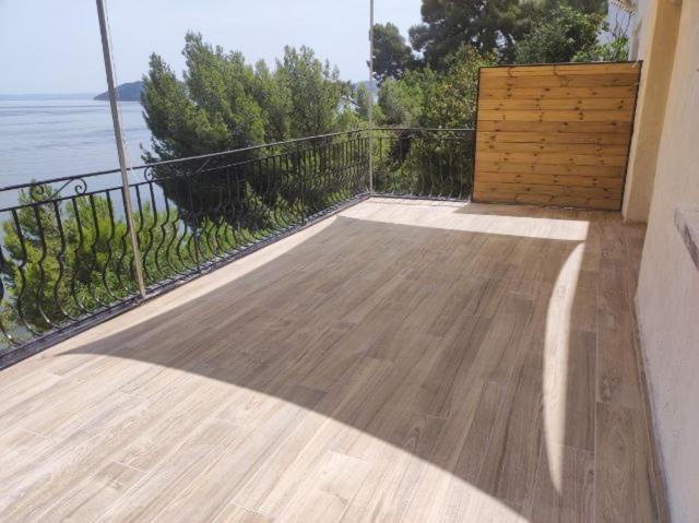 Appartement T4 Terrasse Et Vue Istres Luaran gambar