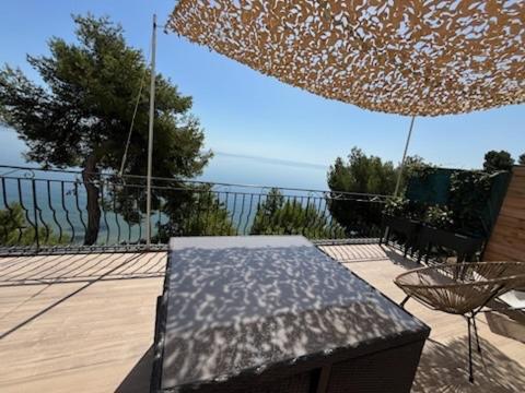 Appartement T4 Terrasse Et Vue Istres Luaran gambar